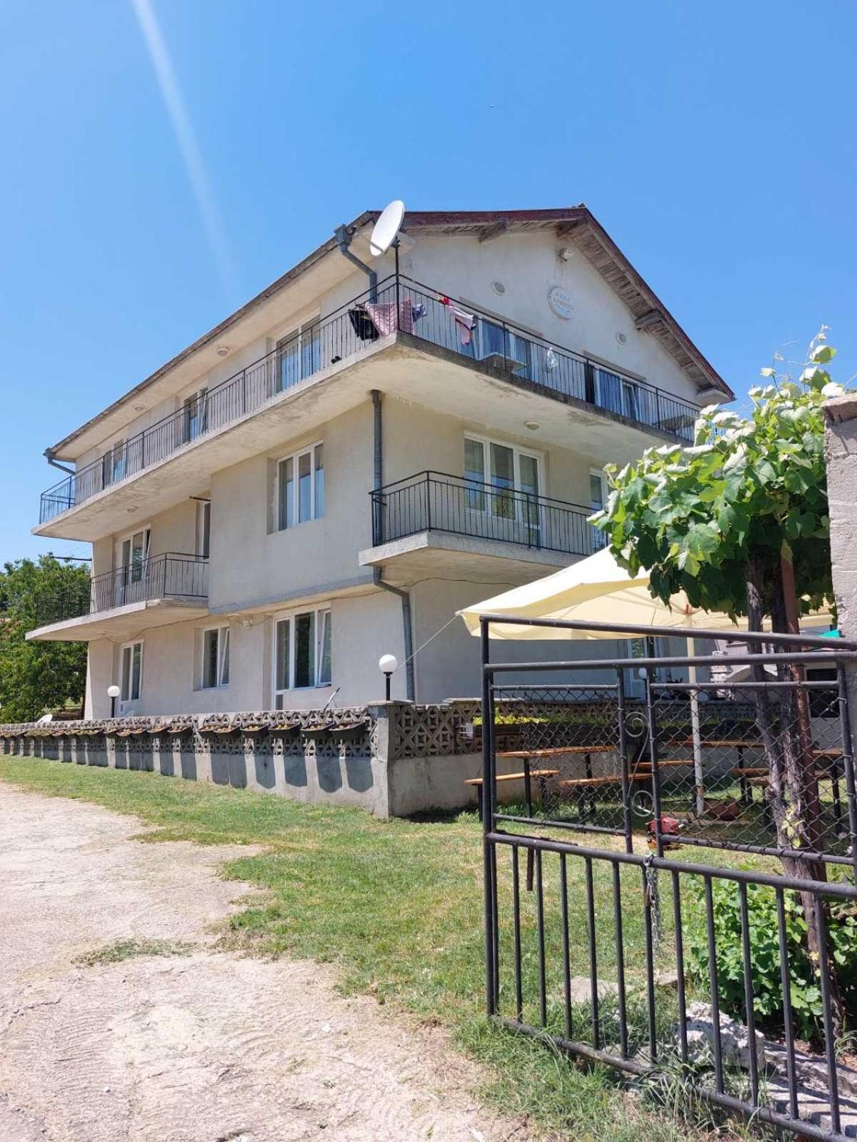 Krimski Guest House And Bungalows Byala  Luaran gambar